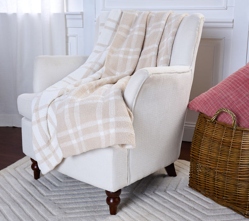 Home Reflections Reversible Cozy Knit 60x70 Plaid Throw — Main view