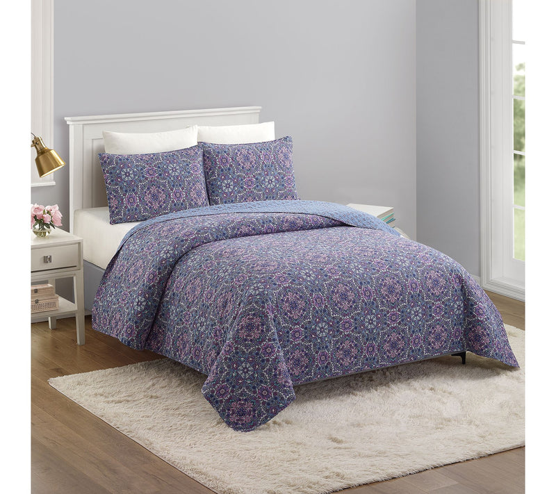 Modern Heirloom Lavender Florals 3-PC Full/Queen Quilt Set — View 2