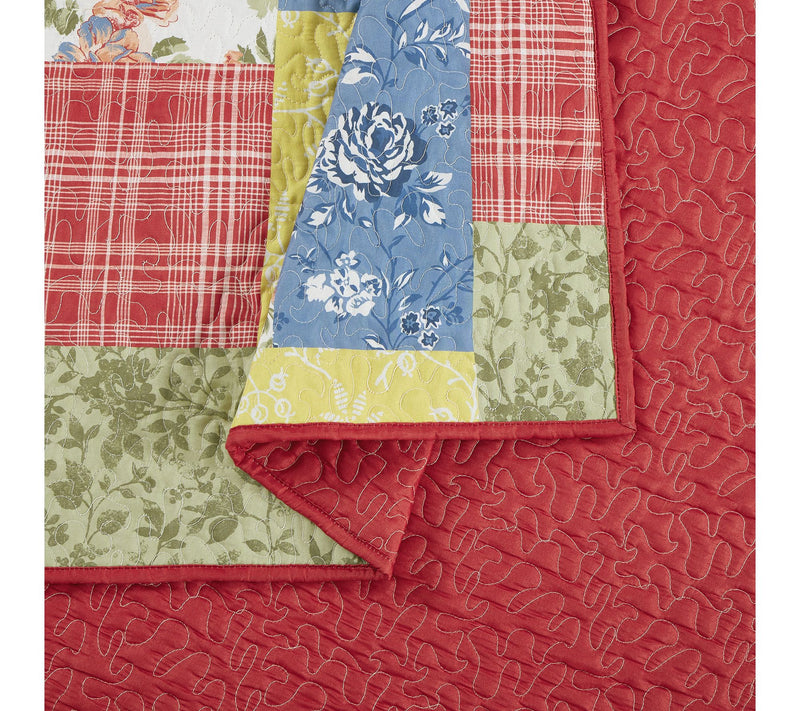 Modern Heirloom Farmhouse Florals 3-PC Full/Queen Quilt Set — View 4