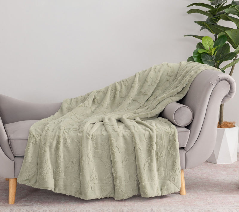 Berkshire Holiday Icon Jacquard Grace Fur 60x70 Throw — View 7