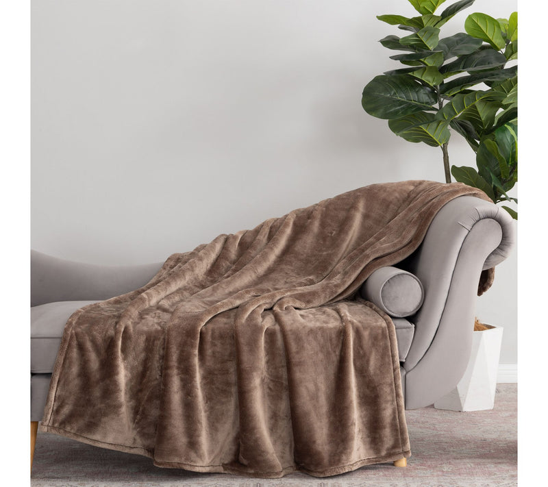 Berkshire Ultrasupreme Velvetsoft 60x70 Throw with Gift Box — View 17