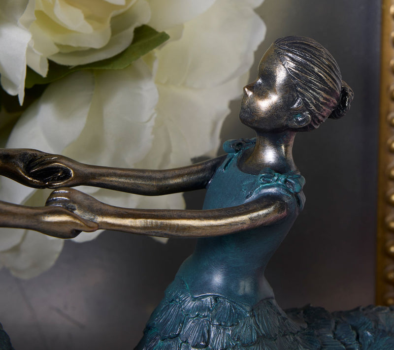 Heartfelt Moments Family Maidens by Valerie — View 2