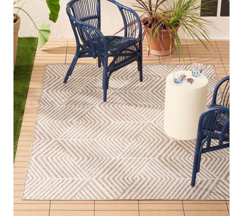 NMNY Patio Country Ombre Geo 4x5 Indoor/OutdoorRug — View 2