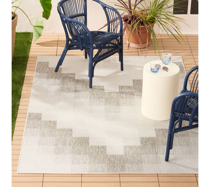 NMNY Patio Country Ombre Chevron 8x10 Indoor/Outdoor Rug — View 2