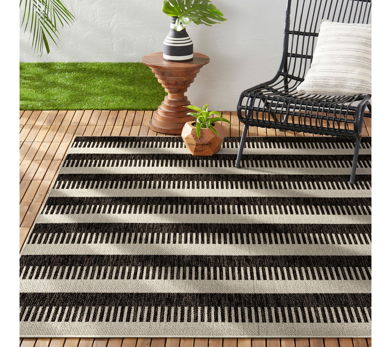 NMNY Patio Country Charlotte 8x10 Indoor/Outdoor Rug — View 2
