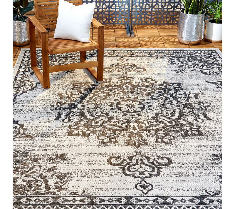 NMNY Patio Country Azalea 8x10 Indoor/Outdoor Rug — View 2