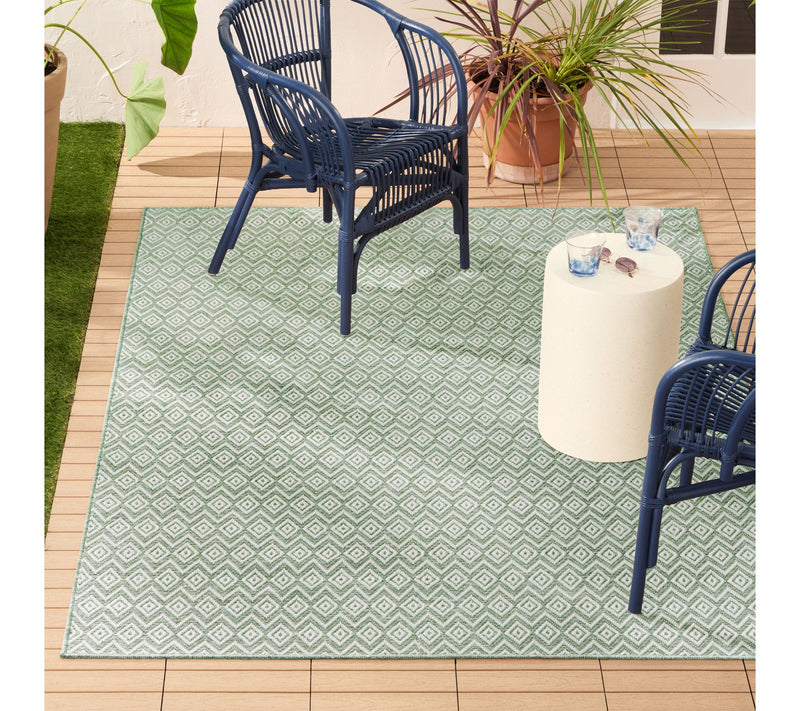 NMNY Corin Small Diamonds 8x10 Indoor/Outdoor R ug — View 2
