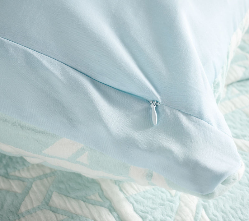 Mrs. H by Dee Hilfiger Trellis Jacquard Full Blanket & Shams — View 5