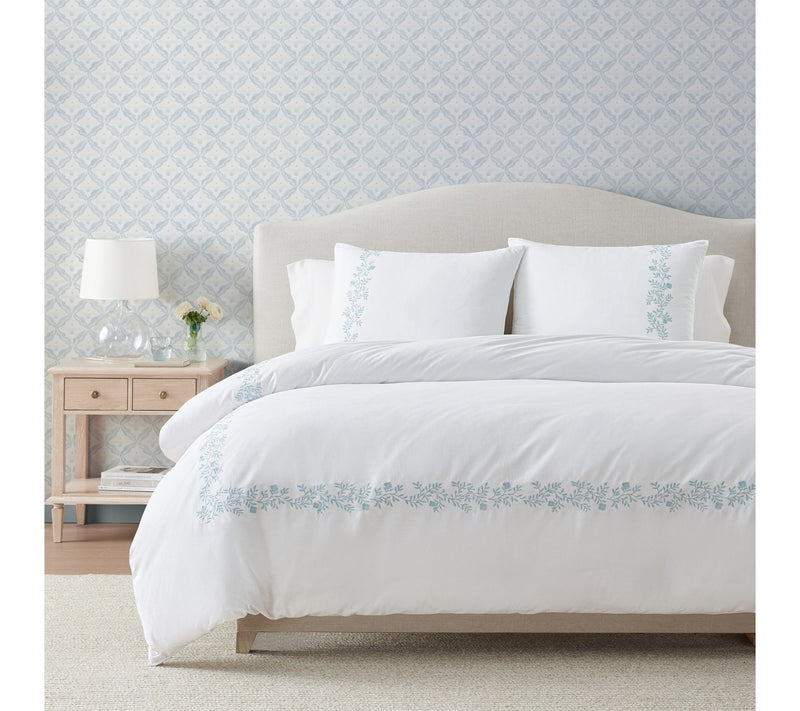 Martha Stewart Garden Path White/Blue Cotton Queen Duvet Set — View 3