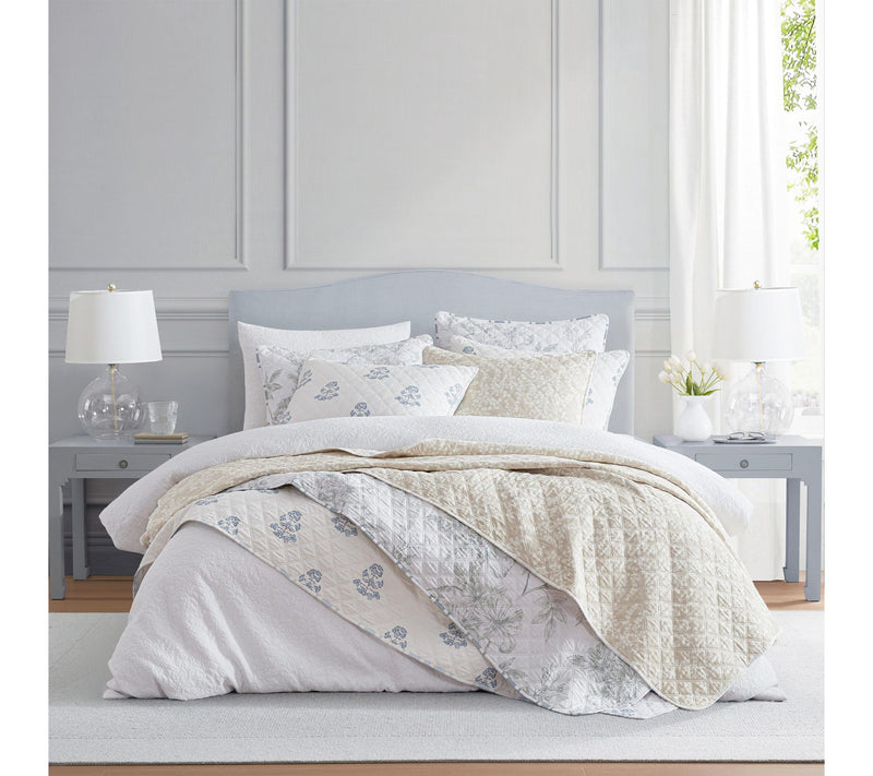 Martha Stewart Branches Beige/White Cotton Queen Quilt Set — View 8