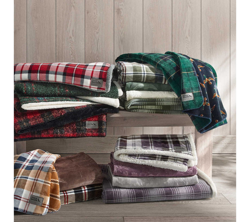 Martha Stewart Madison Gingham Green Plush 60"X70" Throw — View 8