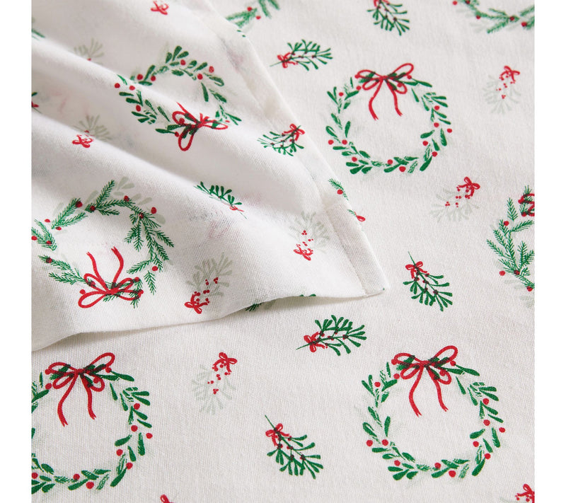 Martha Stewart Wreaths & Mistletoe Flannel FullSheet Set — View 4