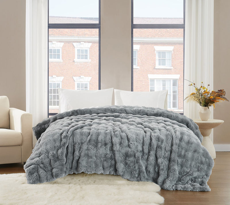 Brooklyn Loom Bubble Faux Fur King Blanket — View 10