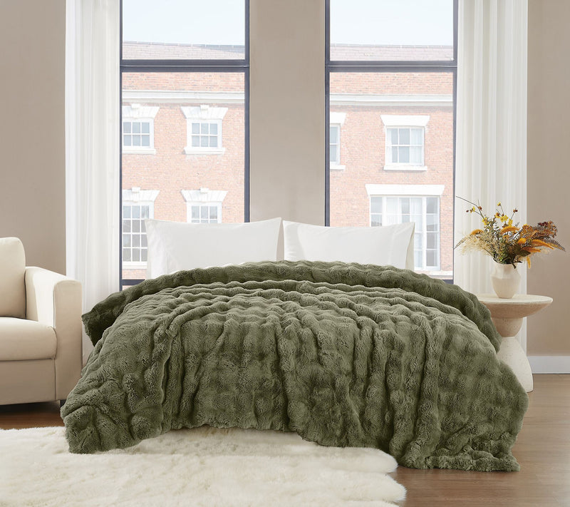 Brooklyn Loom Bubble Faux Fur Full/Queen Blanket — View 11