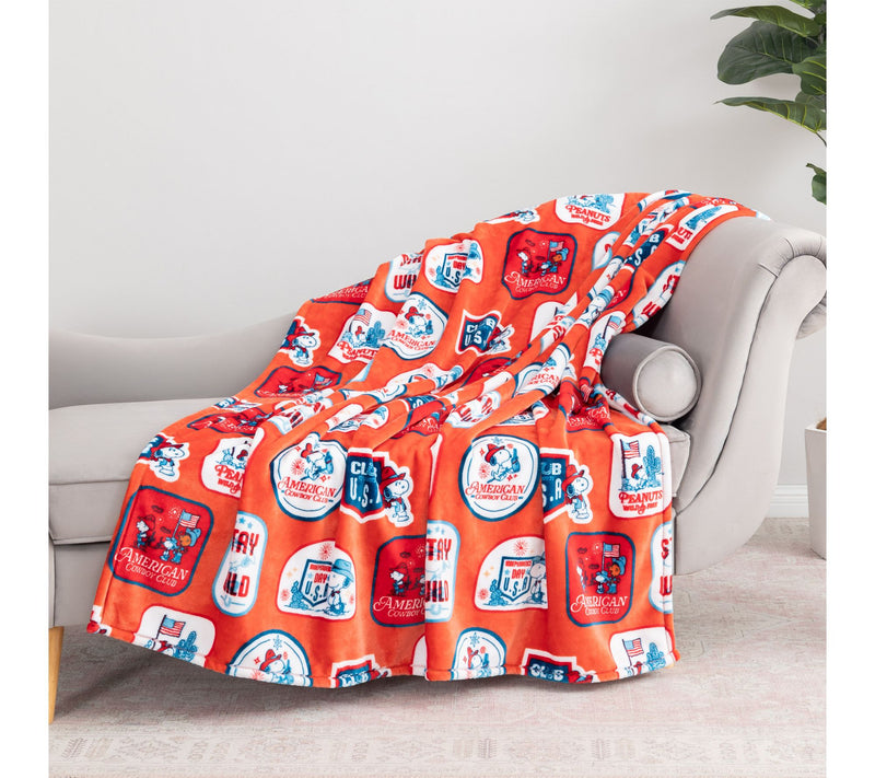 Berkshire Peanuts Americana 55x70 Velvetsoft Throw — View 13