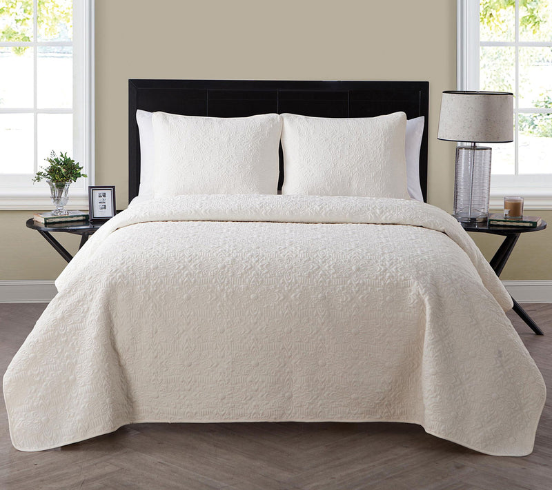 VCNY Home Caroline Embossed Floral Quilt Set, F/Q — View 15