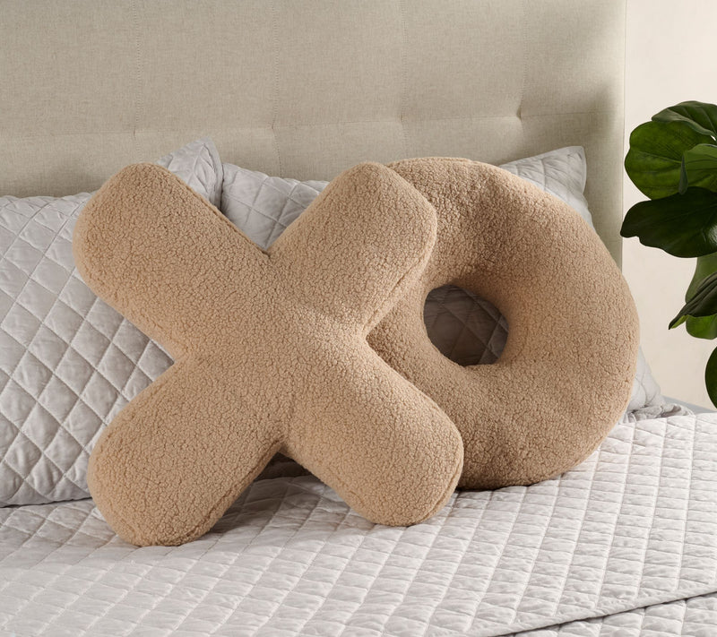 Set of 2 18" Boucle XO Pillows by Mally Roncal — View 7
