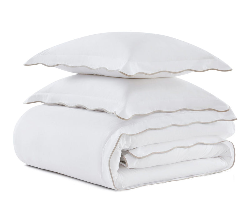 Martha Stewart Simple Scallop Solid Cotton Ki ng Duvet Set — View 2