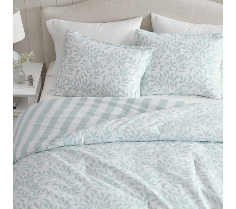 Martha Stewart Copper Vines White/Blue Cotton King Duvet Set — View 3