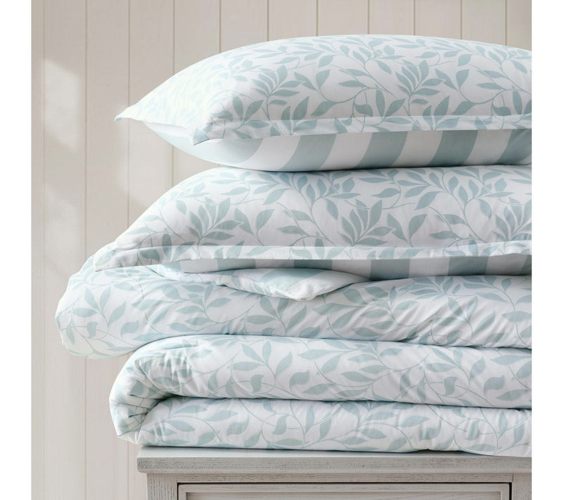 Martha Stewart Copper Vines White/Blue Cotton King Duvet Set — View 8