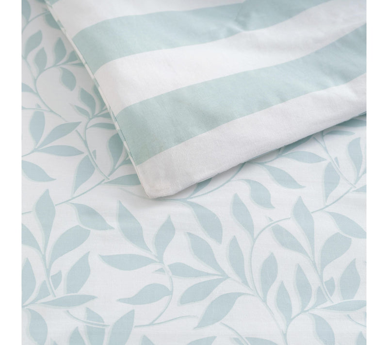 Martha Stewart Copper Vines White/Blue Cotton King Duvet Set — View 4