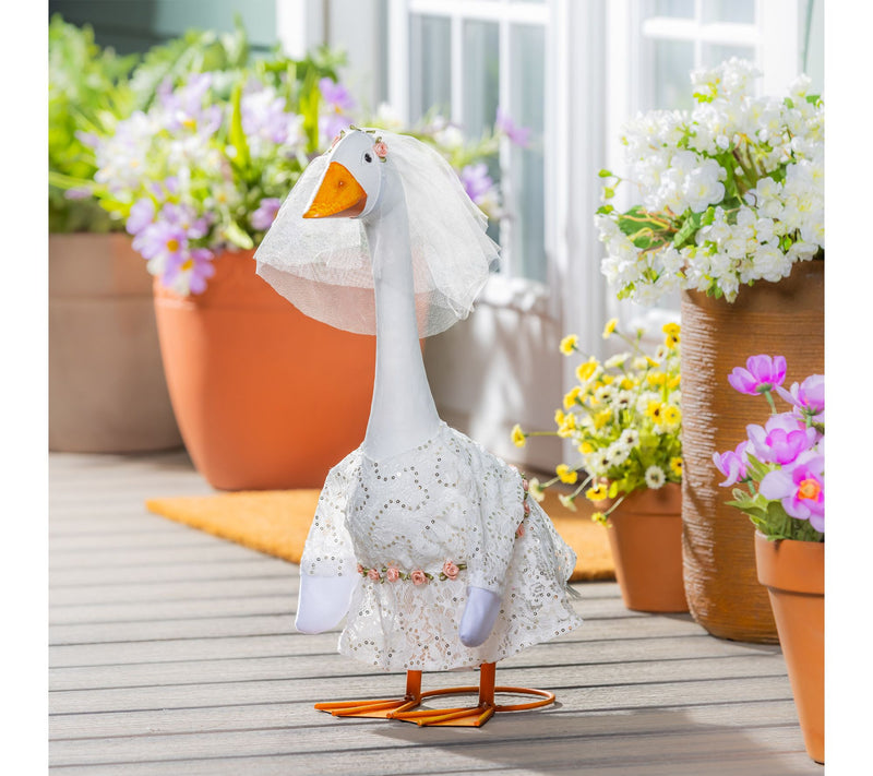 Evergreen Giddy the Porch Goose Outfit — View 83