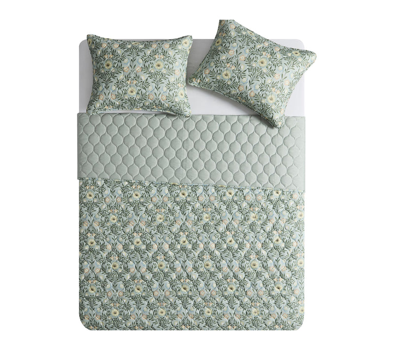VCNY Home Mason Green 3-Piece Floral Quilt Set,Full/Queen — View 3