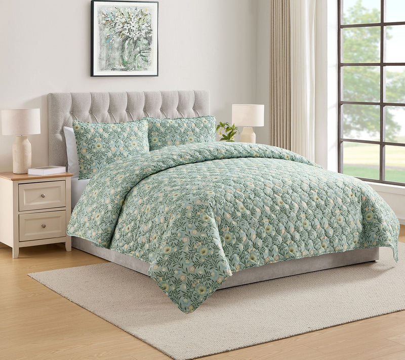 VCNY Home Mason Green 3-Piece Floral Quilt Set,Full/Queen — Main view