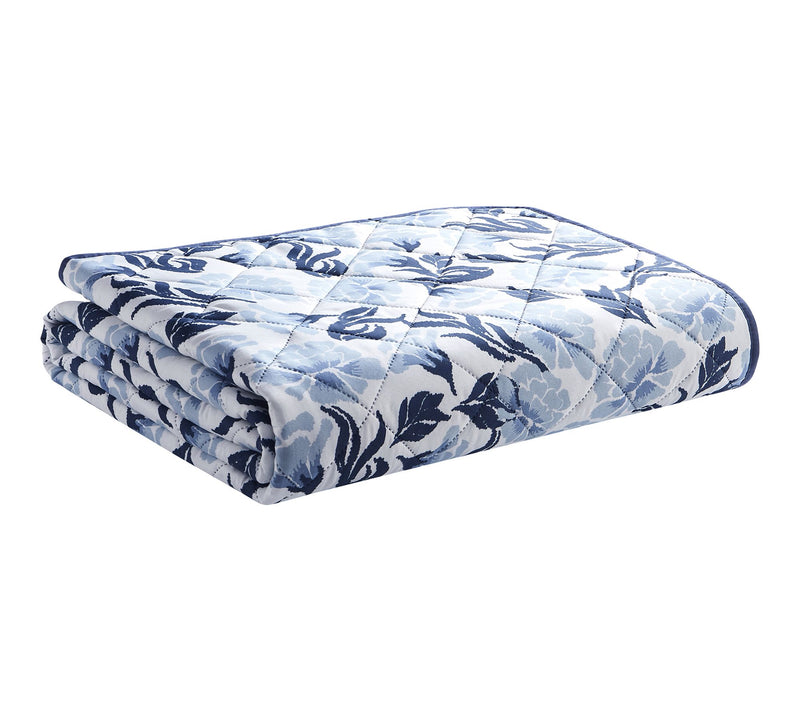 VCNY Home Whisper Blue 3-Piece Floral Quilt Set, King — View 4