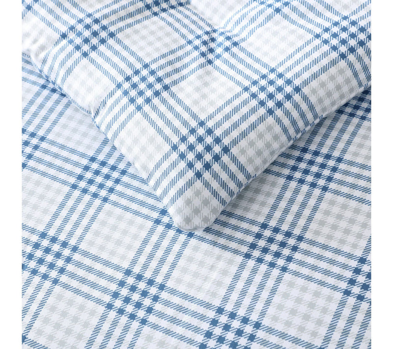 Eddie Bauer Beach Pine Plaid White/Gry 7Pc Queen Comforter Set — View 4