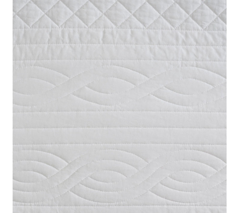 Martha Stewart Vintage Scallop White Cotton Twin Quilt Set — View 6