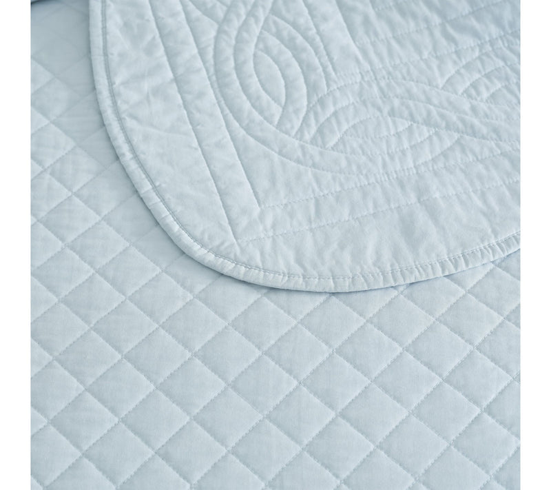 Martha Stewart Vintage Scallop Blue Cotton Queen Quilt Set — View 4
