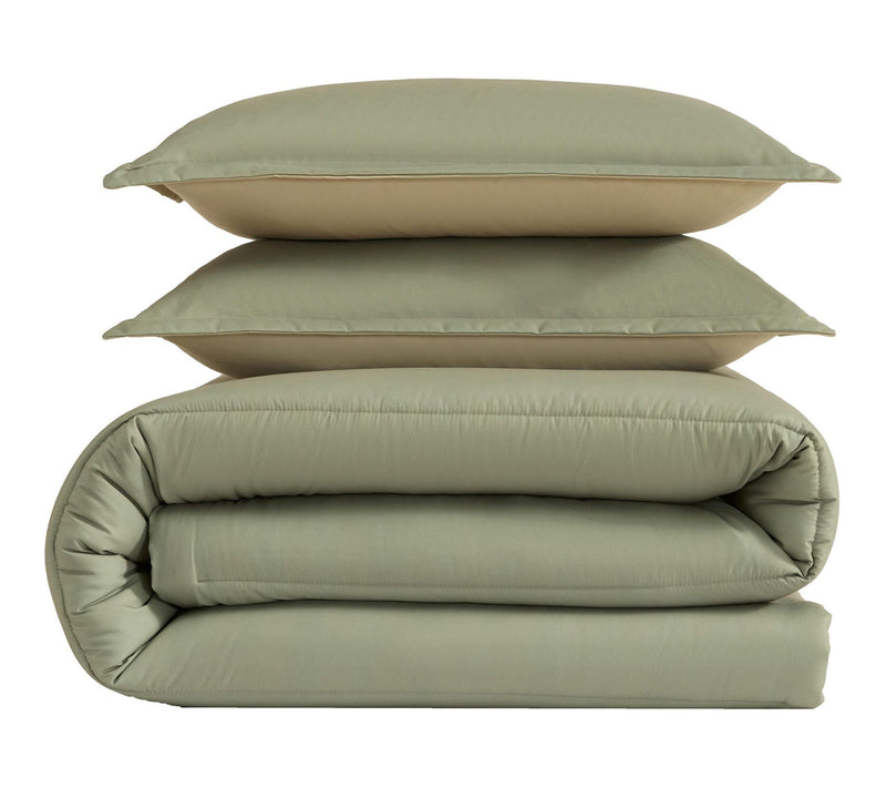 Eddie Bauer Connor Solid Reversible Green Tw/TXL Comforter Set — View 2