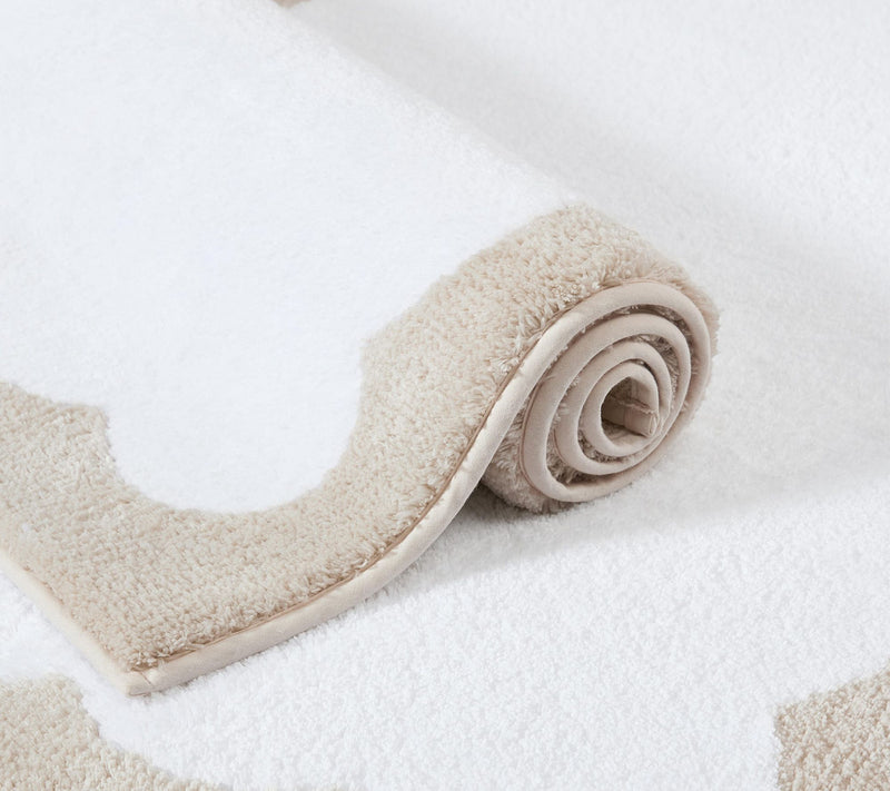 Martha Steweart Bedford Scallop White/Linen 60X22 Bath Rug — View 3