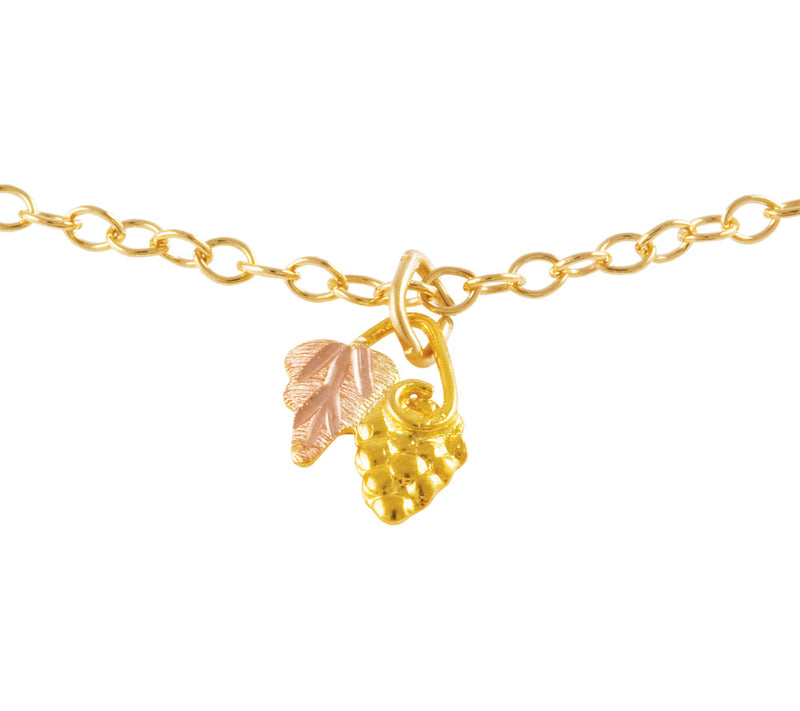 Black Hills Double Leaf Pendant w/ Chain 10K/12  K — Main view