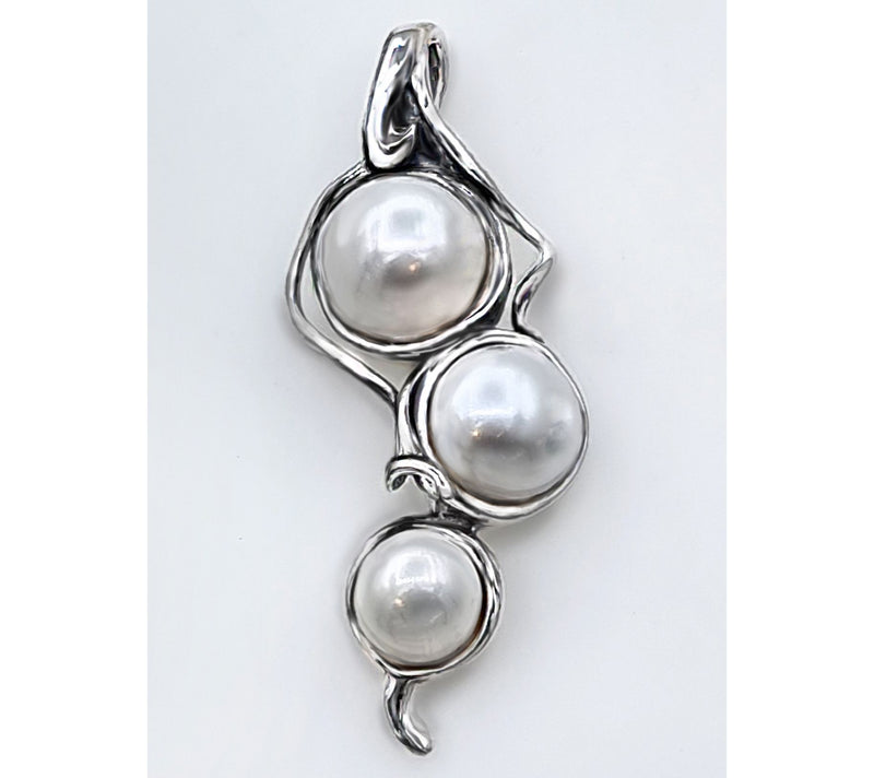 Hagit Sterling Silver Cultured Pearl Pod DesignPendant — View 9