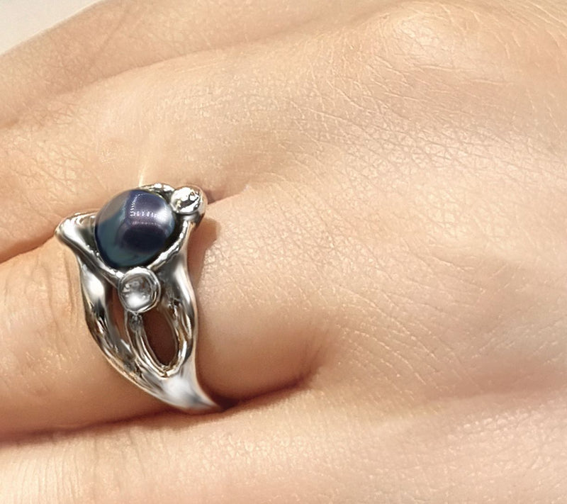 Hagit Sterling Silver Cultured Pearl Seaweed Ring — View 6