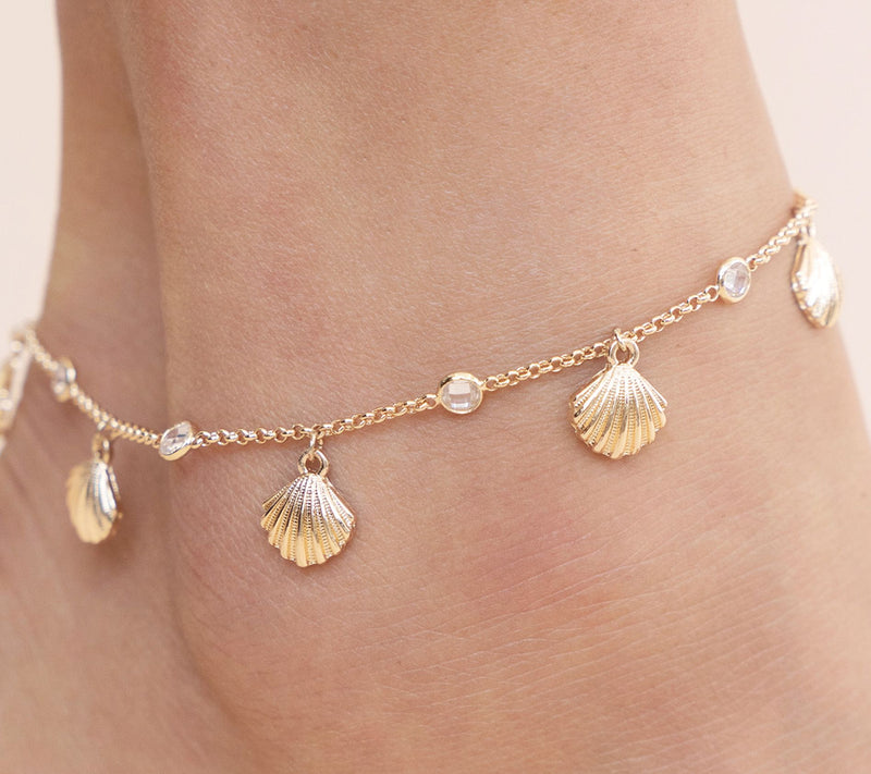 Ettika Scallop Shell Ankle Bracelet — View 2