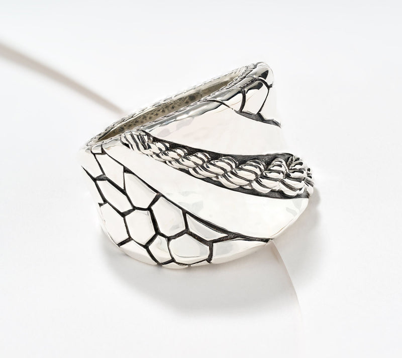 JAI Ireland Sterling Silver Northern Coast Saddle Ring — Main view