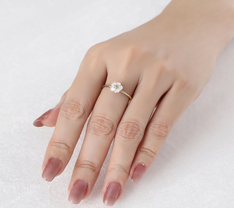 Ariva 18K Gold Clad Mother of Pearl Pansy Ring — View 7