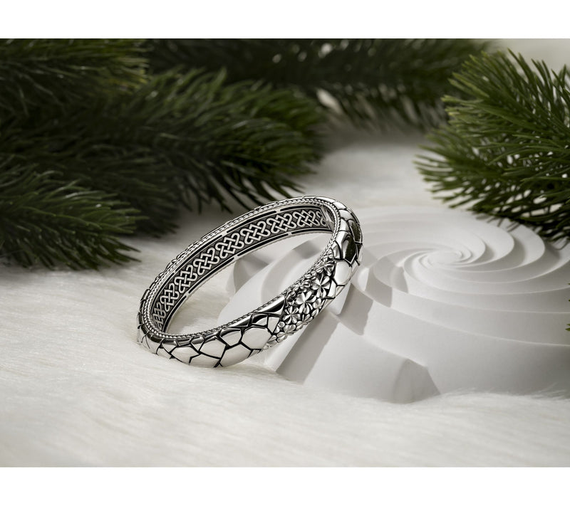 JAI Ireland Sterling Silver Finn's Path Clover Bangle, 54.0g — View 2