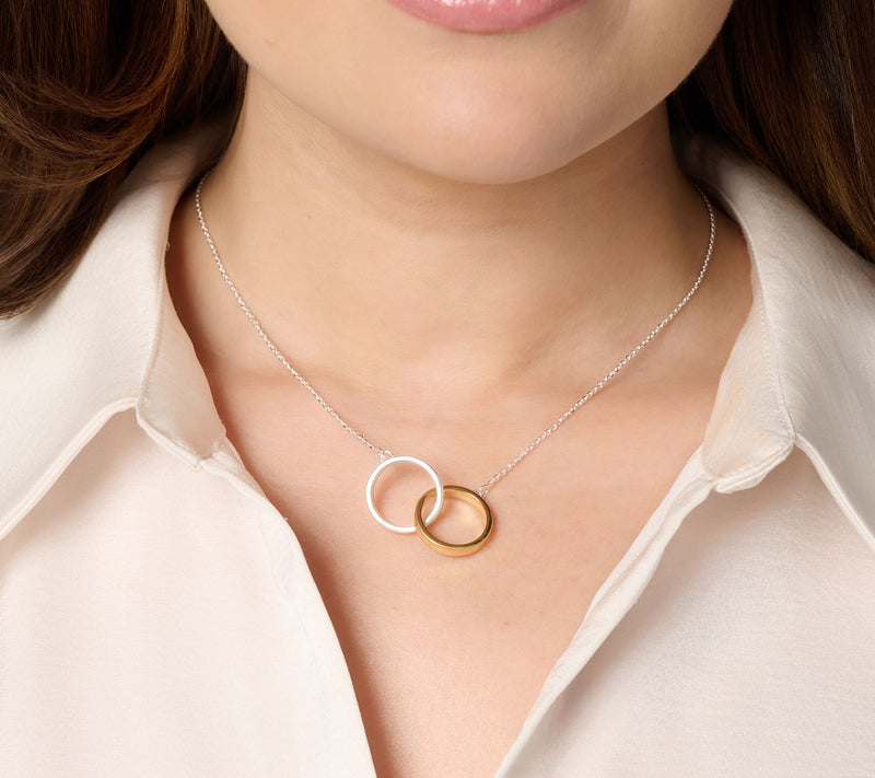 UltraFine 950 Silver Interlocking Diamond Cut Circle Necklace — View 3
