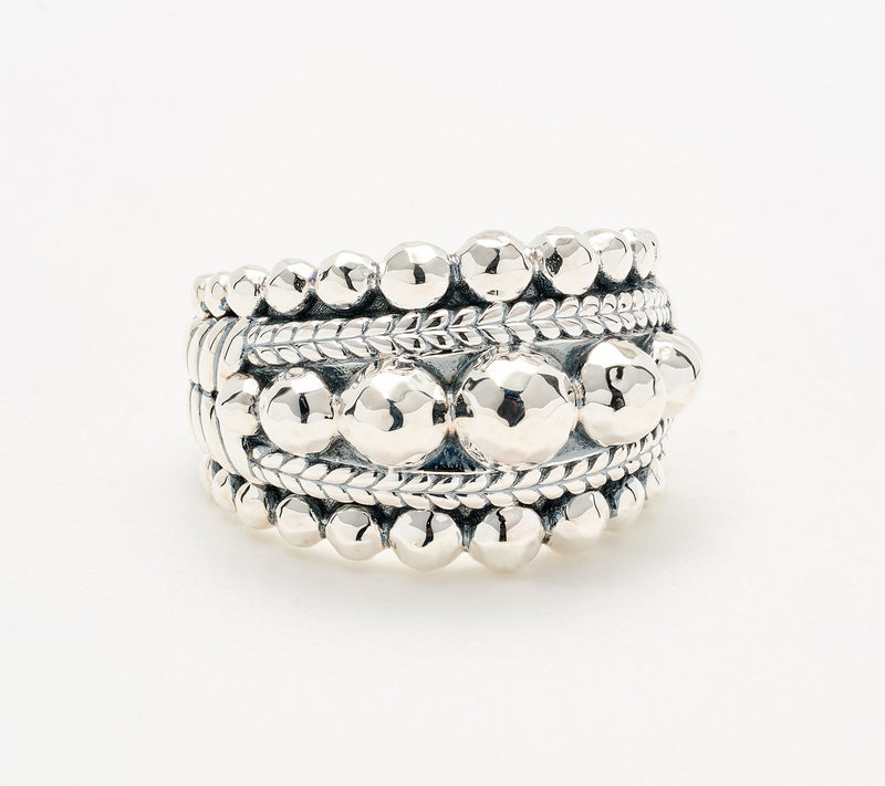 JAI Sterling Silver Graduated Hammered Bead Band Ring — Main view