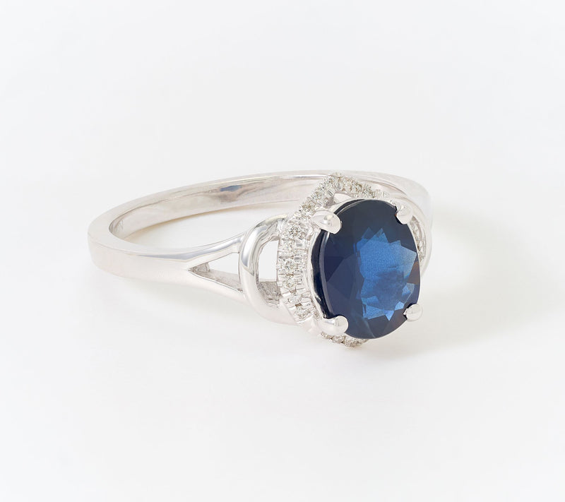 Kallati Diamond & Oval Sapphire Center Stone Ring, 14K Gold — View 2