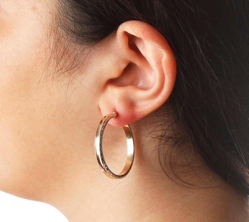 Italian Gold Polished & Diamond Cut 1-1/4" HooEarrings, 14K — View 3