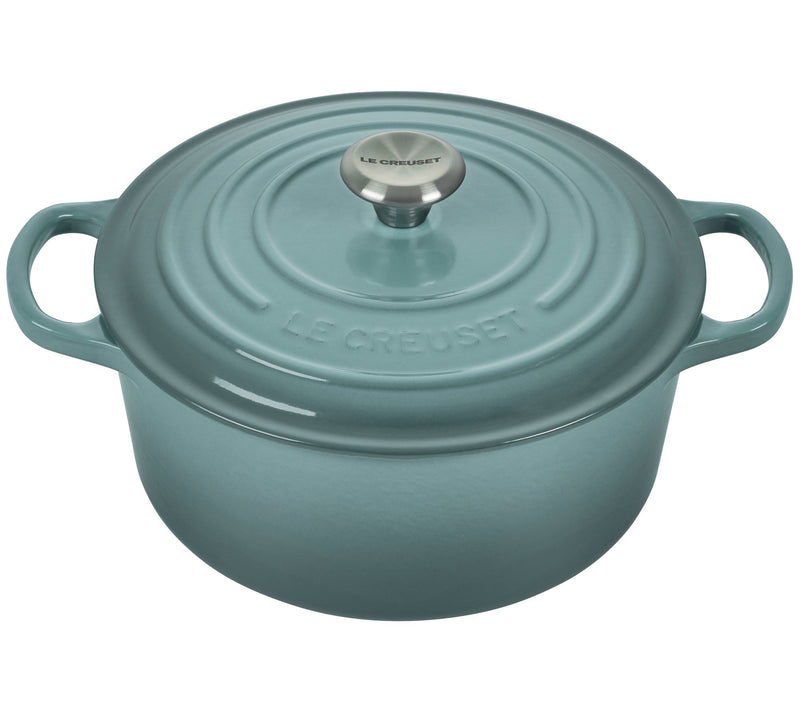 Le Creuset Signature Series 3.5-Qt Round Dutchven — View 3