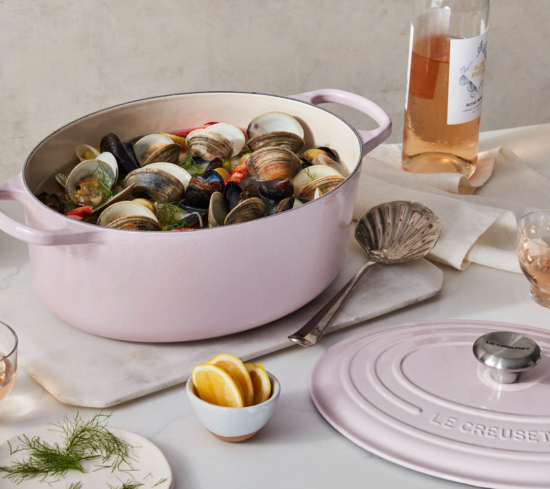 Le Creuset Signature Series 6.75-Qt Oval Dutc h — View 51