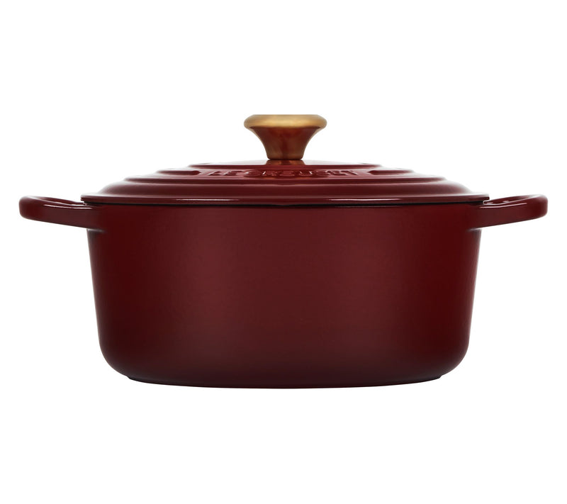 Le Creuset Signature Series 6.75-Qt Oval Dutc h — View 47