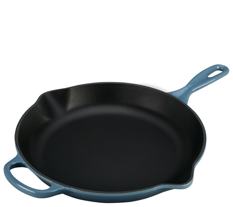 Le Creuset 11-3/4" Signature Skillet — View 18