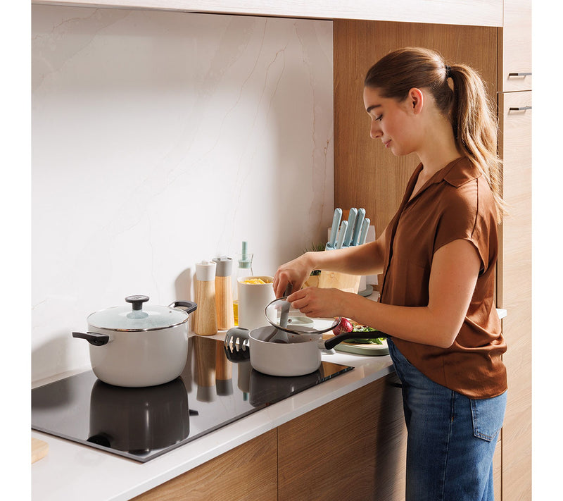 BergHOFF Glints Nonstick Recycled Aluminum Stockpot 9.5",5.9qt — View 3